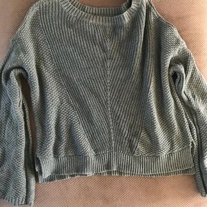 Hollister knit cable sweater